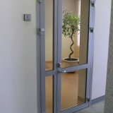 Противопожарная алюминиевая дверь